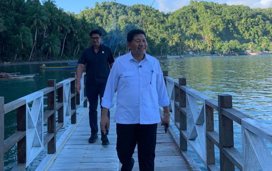 Tonny Tesar Pantau Kampung Nelayan Ketuapi Papua